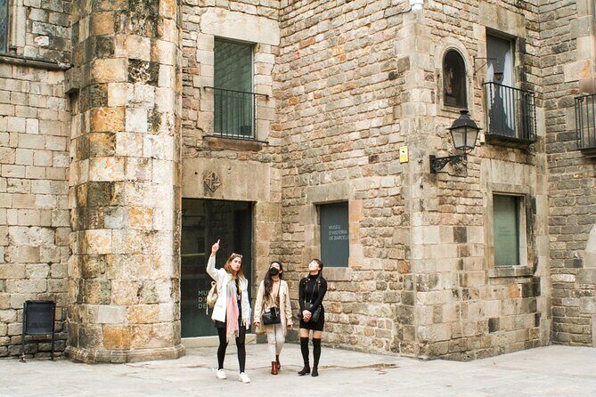 Barcelona all included: Sagrada, Park Güell, Montjuic & Gothic - Park Güell: how the tour time sets you up
