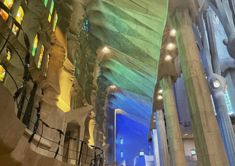 Barcelona: Best of Sagrada Familia Private Tour - Why this Sagrada Familia private tour feels different than the crowd