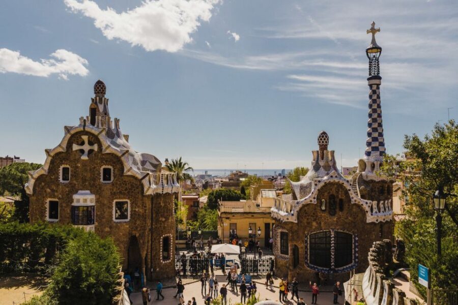 Barcelona: Discover Gaudí, Sagrada Familia, and Park Güell - Key highlights worth planning around