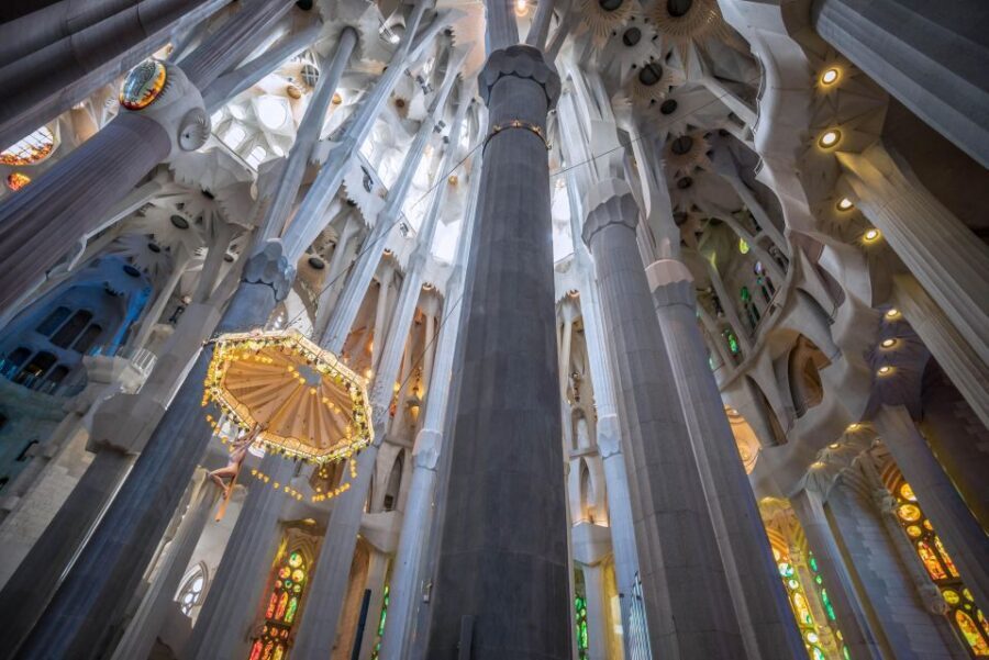Barcelona: Exclusive Sagrada Familia Private Guided Tour - Price and value: is $177 per person fair for 1.5 hours?