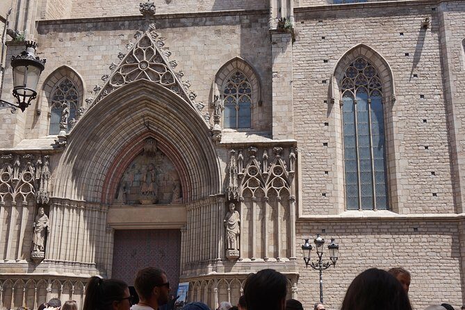 Barcelona in One Day: Gaudí, Gothic Quarter &Tapas (Private Tour) - Plaça Sant Jaume: City Hall, Generalitat, and the City’s Political Pulse
