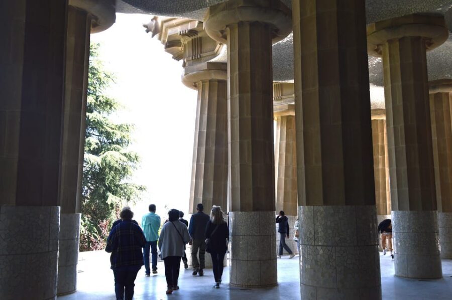 Barcelona Private Tour: Sagrada Familia,Park Güell & Pedrera - Who this tour is for, and who should pass