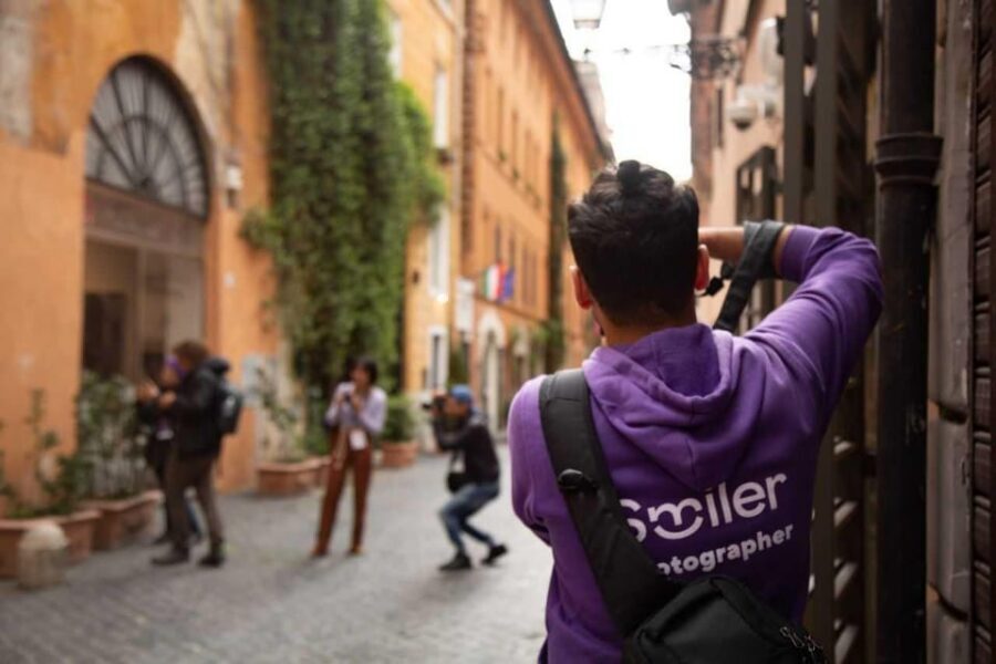 Barcelona: Professional Photoshoot Outside Sagrada Familia - Key Things to Know Before You Go