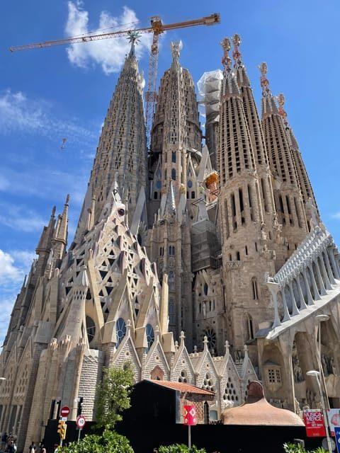 Barcelona: Sagrada Família and Park Güell Guided Tour - What to Bring (So the Day Feels Easy)