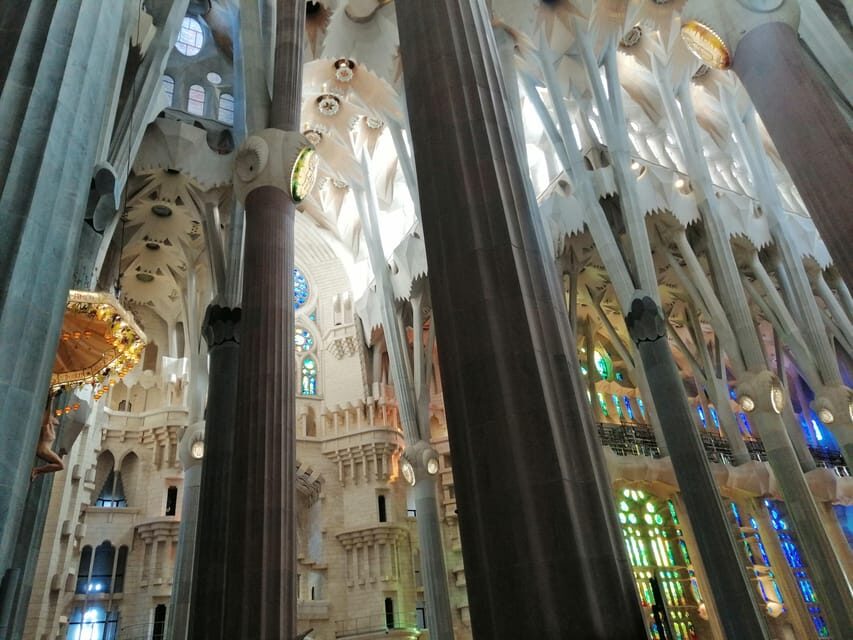 Barcelona: Sagrada Família and Park Güell Guided Tour - Price and Value: Is $123 a Good Deal?