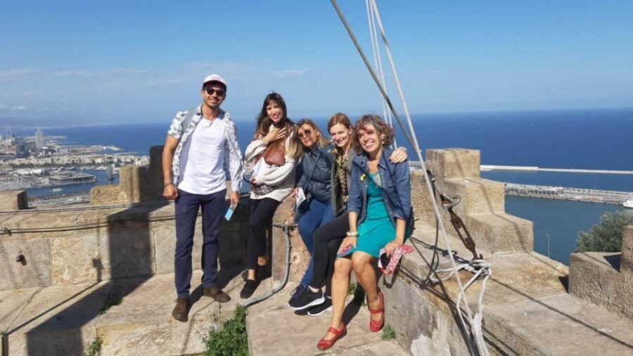 Barcelona: Sagrada Familia and Park Güell with Hotel Pickup - Who this tour suits best (and who might want a different format)