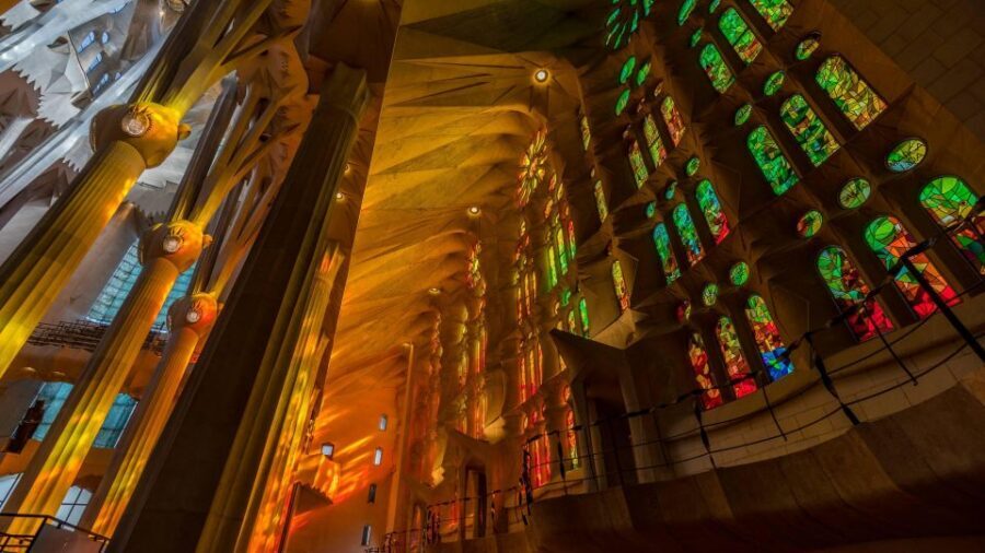 Barcelona: Sagrada Familia Fast Track Guided Tour - Who should book this fast-track tour