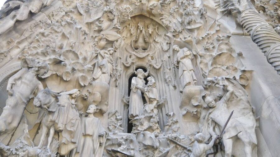 Barcelona & Sagrada Familia Half-Day Tour with Hotel Pickup - Gothic Quarter walking: medieval lanes with Roman echoes