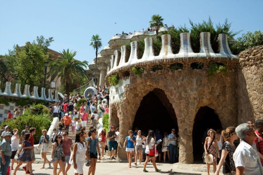 Barcelona: Sagrada Familia & Park Güell Guided Tour & Ticket - Price and value: is $113 a fair deal?