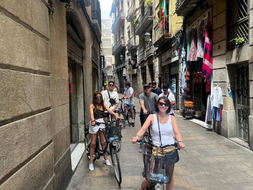 Barcelona: Sagrada Familia Private E-Scooter Tour - Price and value: what $27 buys you in real sightseeing time
