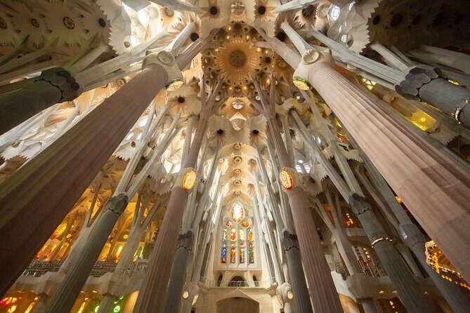 Barcelona: Sagrada Familia Semi-Private Guided Tour - Price and Value: Is $102.12 a Good Deal?
