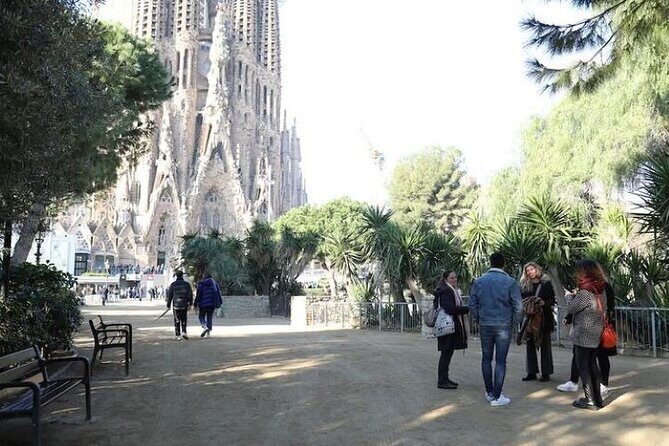 Barcelona Sagrada Familia Skip The Line Insider Guided Tour - Headsets, small-group feel, and hearing your guide