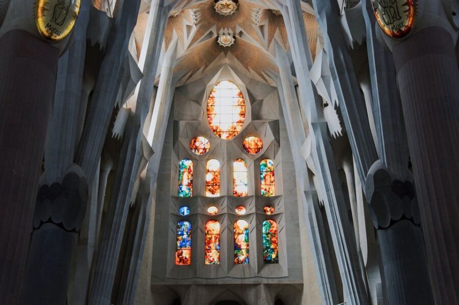 Barcelona: Sagrada Família Skip the Line Tour & Entry Ticket - Tower Tickets Aren’t Included: Plan That Decision Up Front