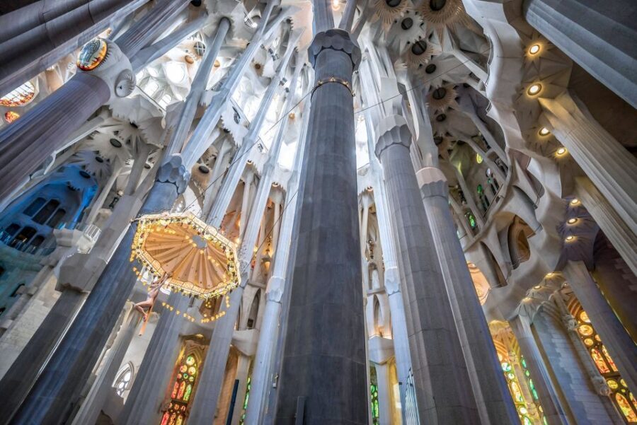 Barcelona: Sagrada Família Skip the Line Tour & Entry Ticket - The Tour Flow: How 1.5 Hours Fits Without Feeling Crushed