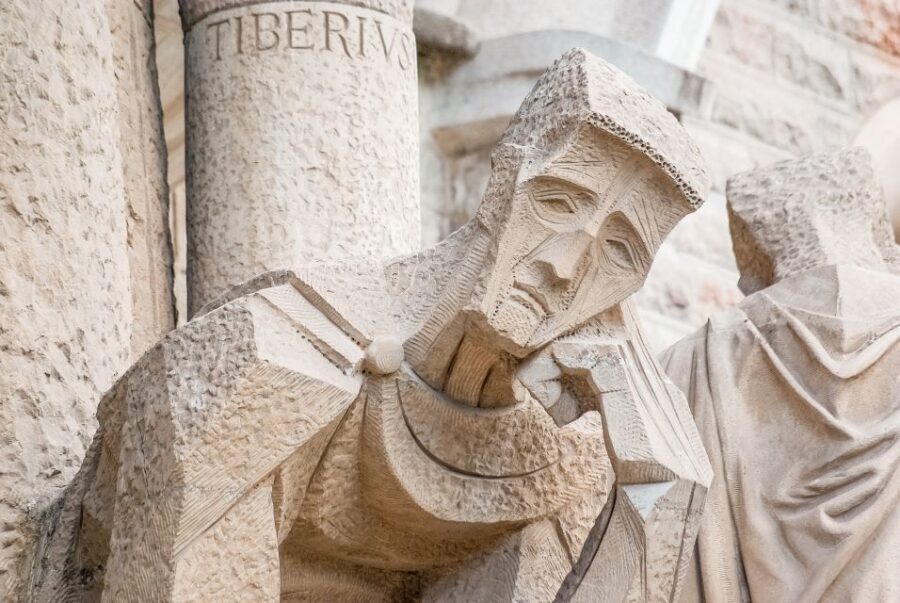 Barcelona: Sagrada Família Skip the Line Tour & Entry Ticket - How the Small-Group Format Changes the Feel
