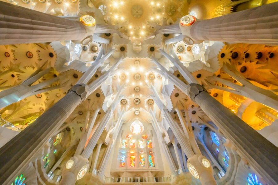 Barcelona: Sagrada Familia Tour & Optional Tower Visit - Getting in fast: the skip-the-line payoff in real terms