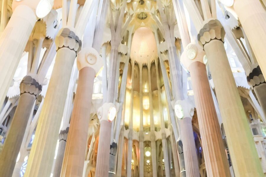Barcelona: Sagrada Familia Tour with Optional Tower Access - Who this tour suits best (and who might skip the tower)