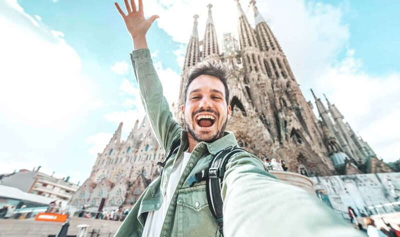 Barcelona: Sagrada Familia Tour with Skip-the-Line Access - Why this Sagrada Familia tour feels different from a quick ticket