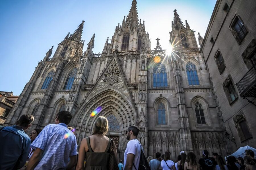 Fast Track: Sagrada Familia & Barcelona Full-Day Tour - Key highlights worth your attention