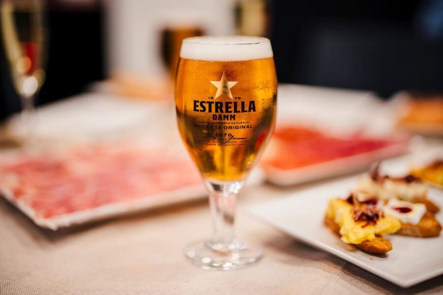 Menu Ibérico - Jamón & Cava near Sagrada Familia - What the cured meat and Manchego part teaches you (fast)