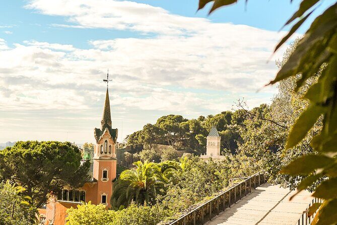 Park Guell and Sagrada Familia Tour with Skip the Line Tickets - Stop 2: Sagrada Família facades and the interior’s stained-glass effect