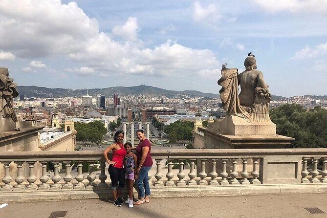 Private Barcelona Highlights: Gothic Sagrada Familia & Park Güell - Park Güell on Tibidabo: gardens plus the monumental zone