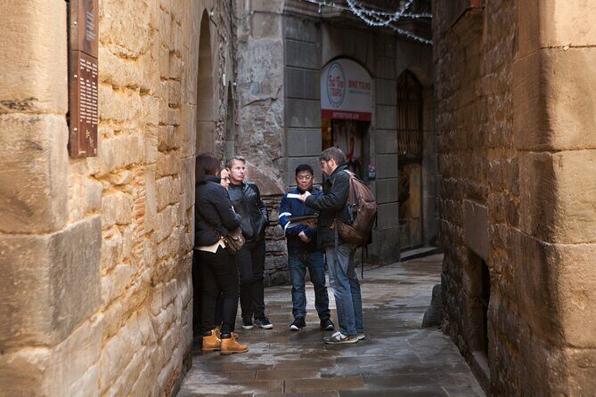 Private Religious Tour: Sagrada Familia, Romans & Jewish Quarter - The Jewish Quarter route: expulsion story, Major Synagogue access, and baths