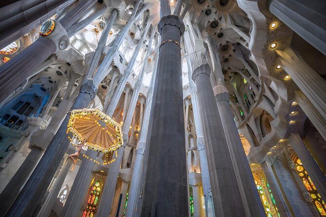 Sagrada Familia Evening Private Tour with Expert Guide - Who this tour is best for