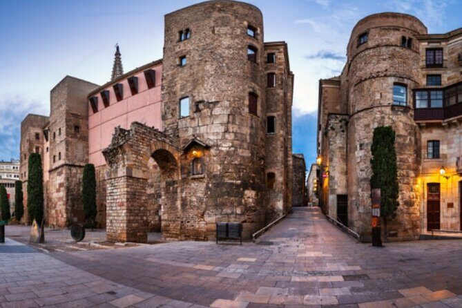 Sagrada Familia & Gothic Quarter Private Tour - Why Sagrada Familia + Gothic Quarter is such a smart private pairing