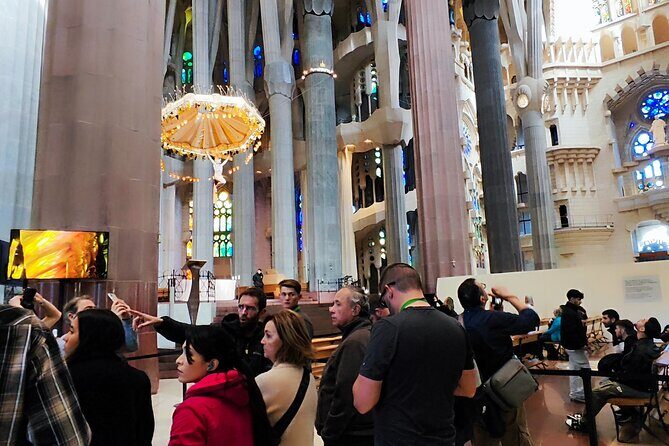 Sagrada Familia Guided Tour & Skip the Line Ticket in Barcelona - Why Skip-the-Line at Sagrada Familia Saves Your Day