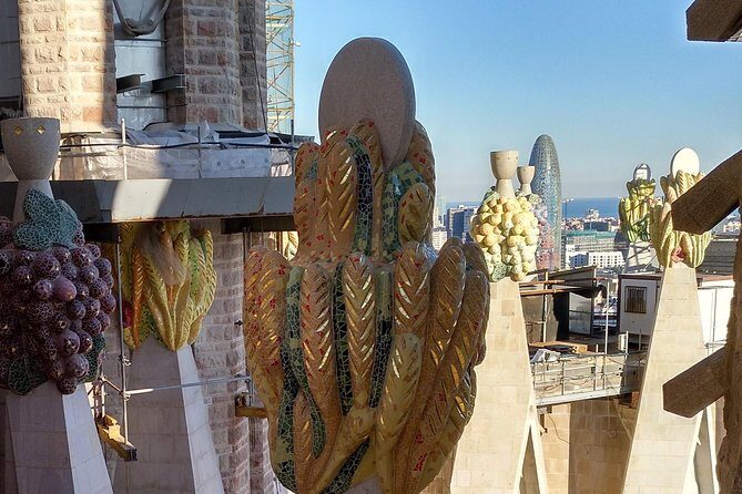 Sagrada Familia Guided Tour with Towers Access - Group Size, Listening Receivers, and Hearing Your Guide