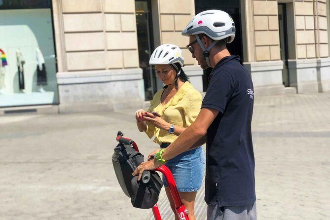 Sagrada Familia Segway Tour - Parc de la Ciutadella Finish: A Green Reset