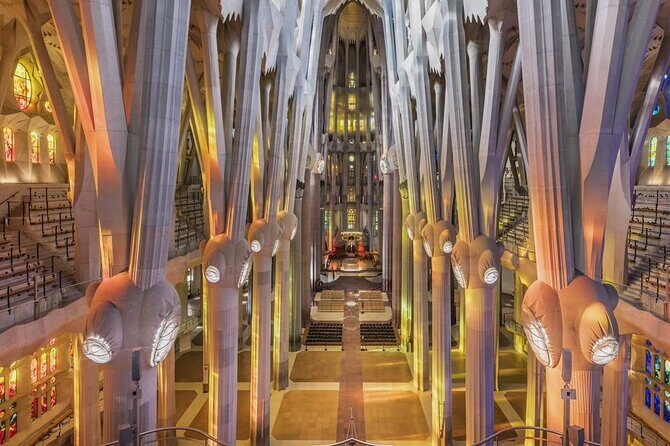 Sagrada Familia: The Golden Hour with Skip the line Tickets - Key things I’d zero in on