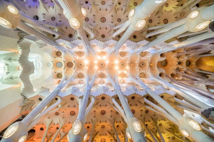 Sagrada Familia with Official Guide & Fast-Track Entry - Who This Tour Suits Best (And Who Might Prefer a Different Approach)