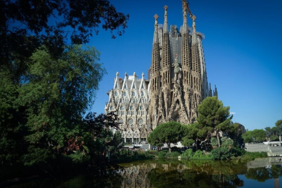 Sailing Experience, Sagrada Familia & Park Guell - What Makes the Combination Work (and When It Might Not)