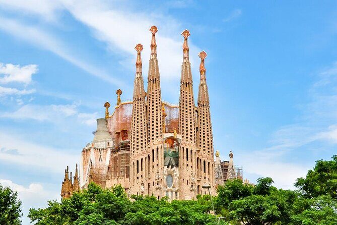 Skip The Line Sagrada Familia Small Group Tour - Key things that make this tour worth your time